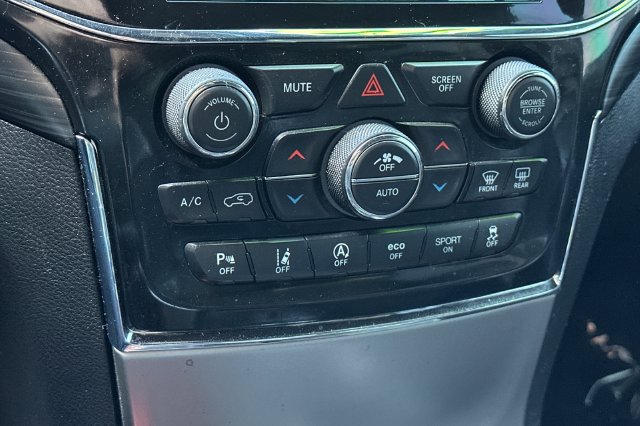 Used 2021 Jeep Grand Cherokee Laredo X RWD image 24