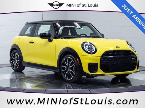 New 2026 MINI Cooper S FWD image 1