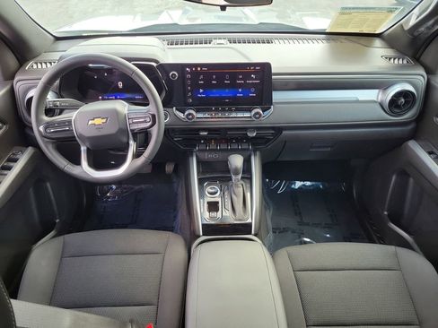 Used 2023 Chevrolet Colorado LT w/ LT Convenience Package image 11