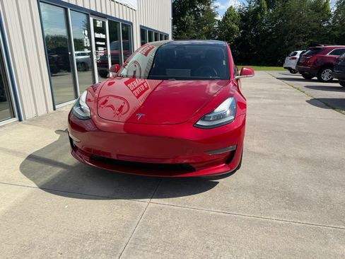 Used 2018 Tesla Model 3 Long Range RWD image 32