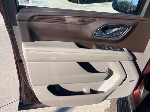 Used 2023 Chevrolet Tahoe LT image 14