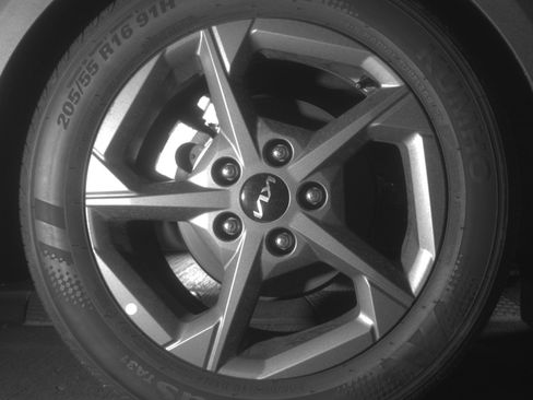 Used 2025 Kia K4 LXS image 15