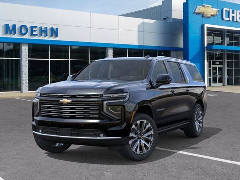 New 2026 Chevrolet Suburban High Country AWD/4WD image 6