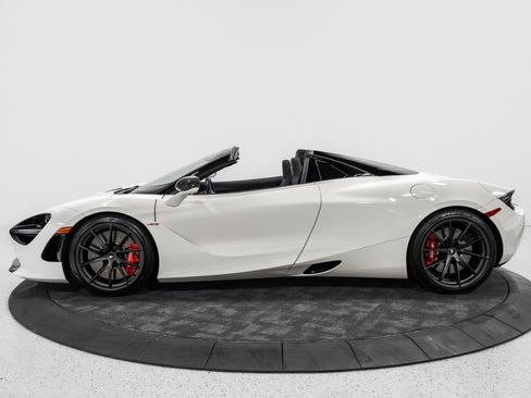 Used 2021 McLaren 720S Performance RWD image 5