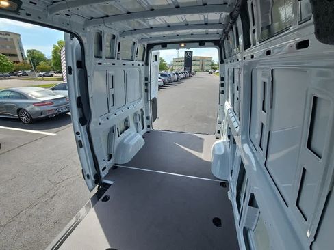 New 2026 Mercedes-Benz Sprinter 2500 image 9