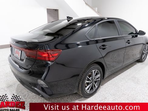 Used 2024 Kia Forte LXS image 5