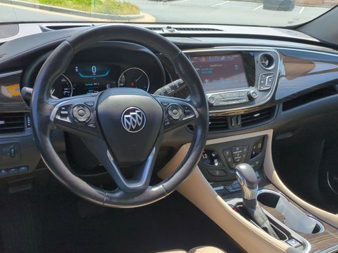 Used 2020 Buick Envision Premium w/ Driver Confidence Package image 29