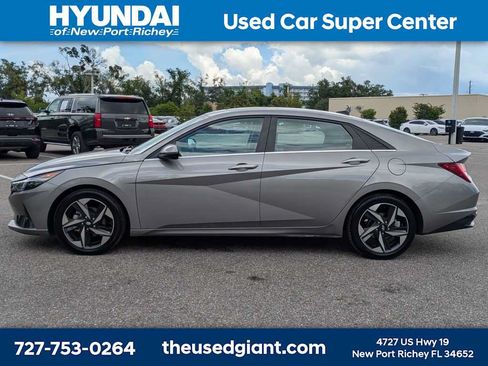 Certified 2023 Hyundai Elantra Limited w/ Cargo Package FWD image 2