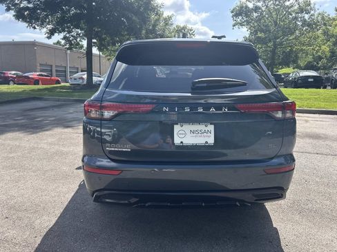 New 2026 Nissan Rogue SL AWD/4WD image 6
