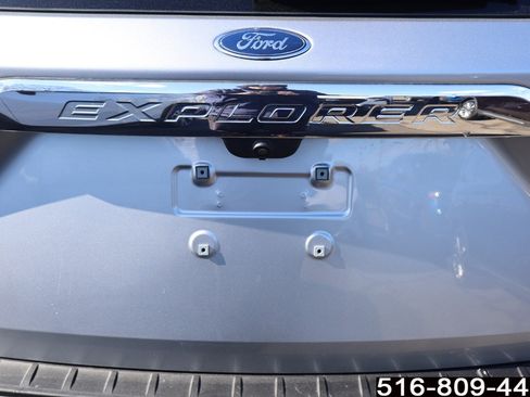 Used 2022 Ford Explorer XLT w/ Equipment Group 202A image 36