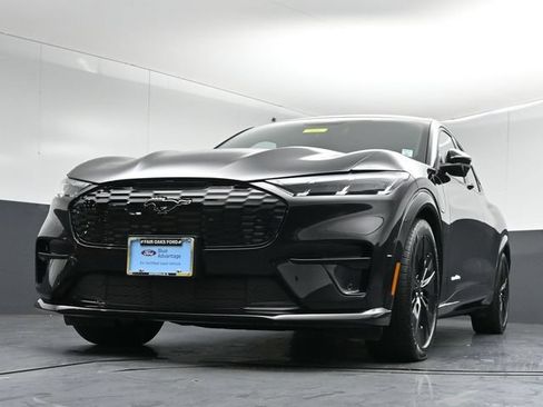 Certified 2025 Ford Mustang Mach-E GT AWD/4WD image 37