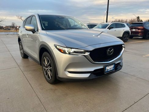 Used 2017 MAZDA CX-5 Grand Touring w/ Premium Package image 2
