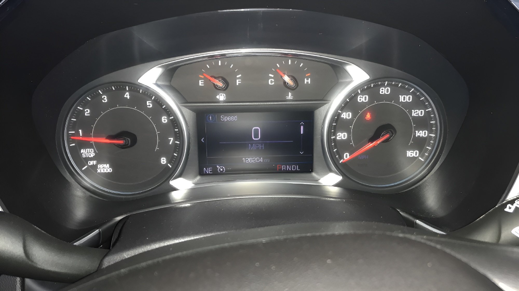 Used 2019 Chevrolet Equinox LT FWD image 2