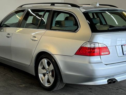 Used 2006 BMW 530xi Wagon AWD/4WD image 7