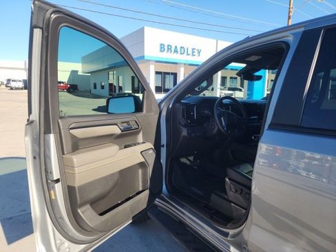 Used 2023 Chevrolet Silverado 1500 ZR2 w/ Technology Package image 26