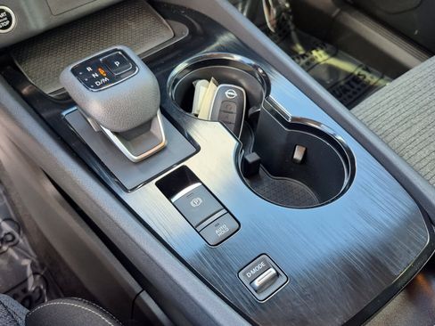 Certified 2023 Nissan Rogue SV FWD image 28