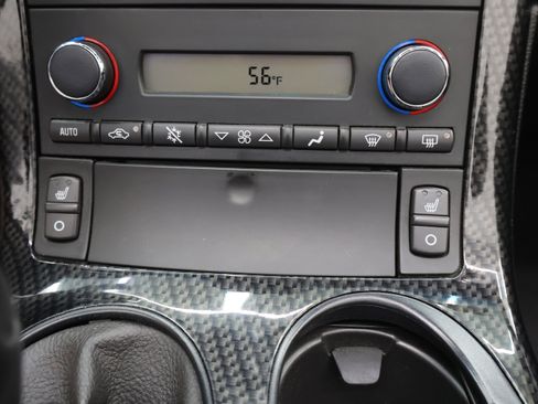 Used 2006 Chevrolet Corvette Convertible w/ Preferred Equipment Group RWD image 35