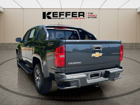 Used 2018 Chevrolet Colorado Z71 AWD/4WD image 3