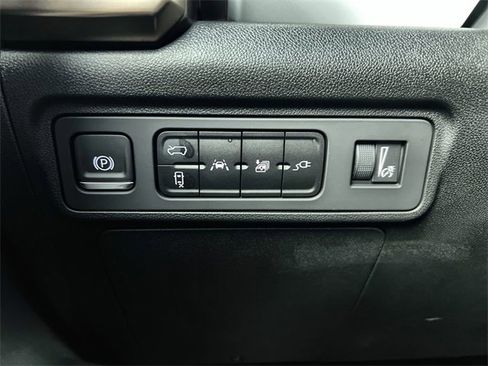 Used 2024 GMC Hummer EV 2X w/ Extreme Off-Road Package image 18