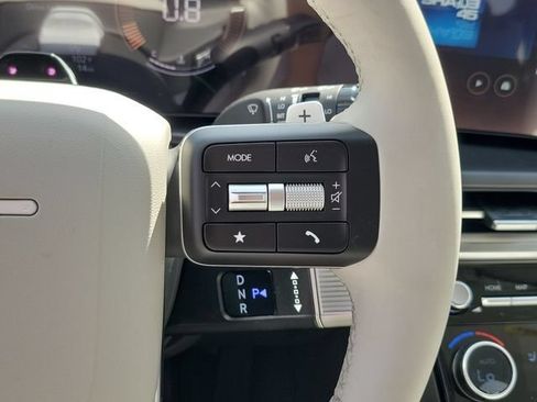 New 2027 Hyundai Santa Fe SEL FWD image 8