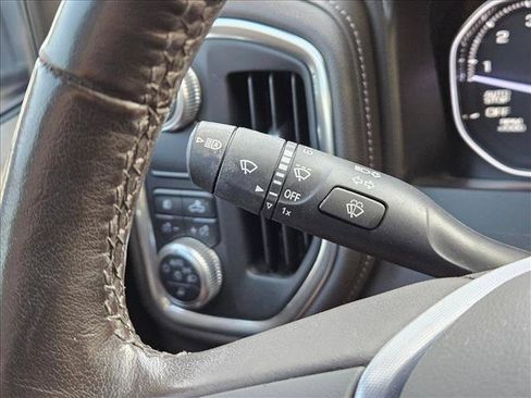 Used 2020 GMC Sierra 1500 SLT RWD image 20