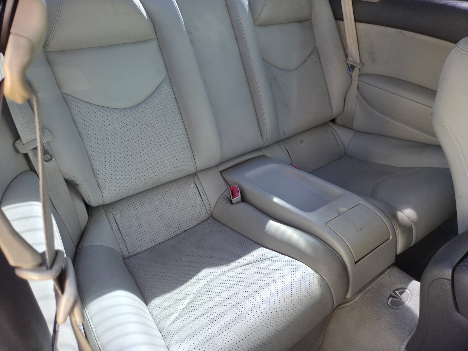 Used 2010 INFINITI G37 Journey w/ Premium Pkg RWD image 11