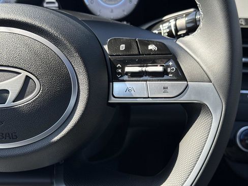 New 2026 Hyundai Elantra Limited FWD image 6