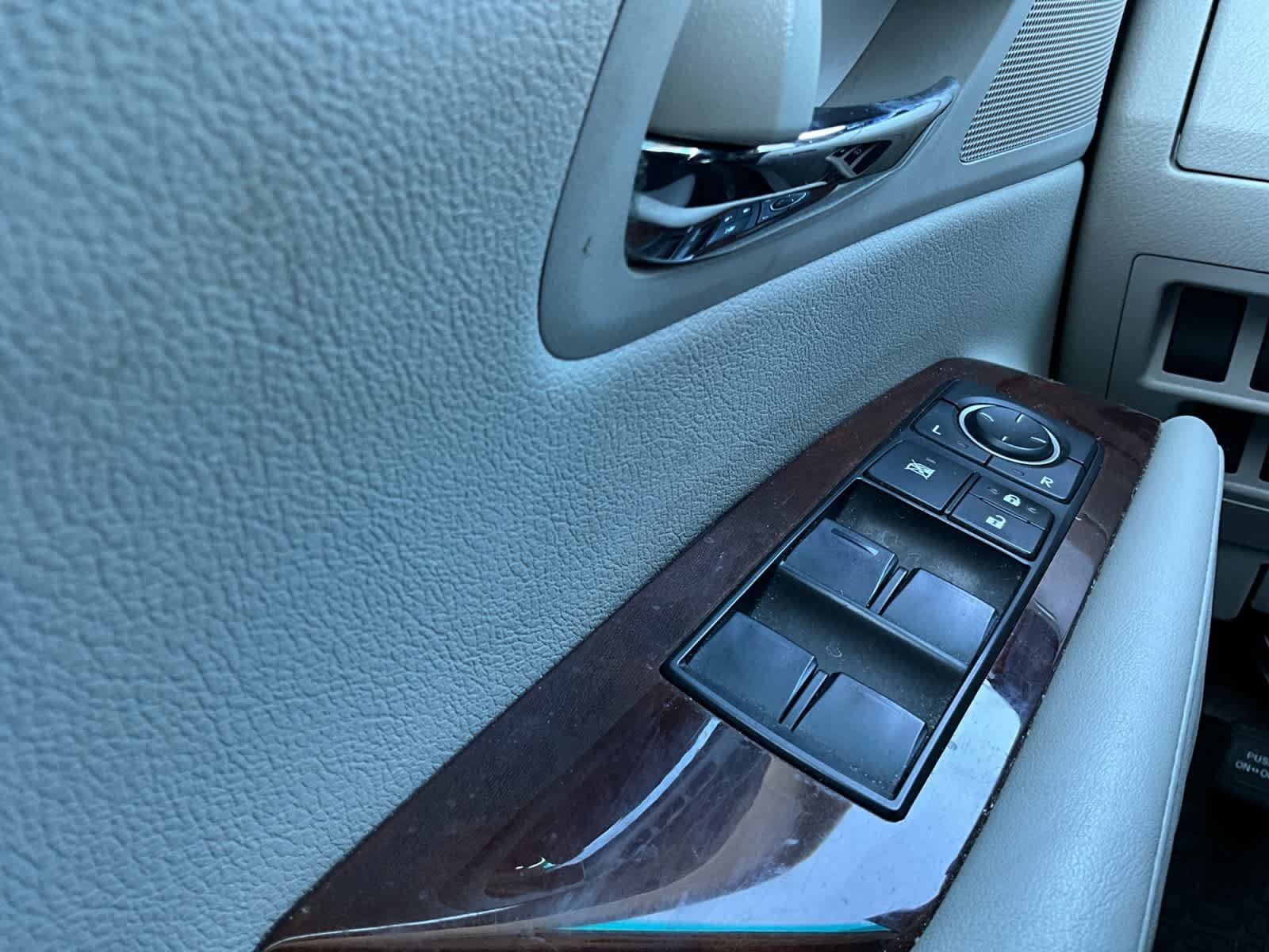 Used 2012 Lexus RX 350 AWD w/ Premium Pkg image 17