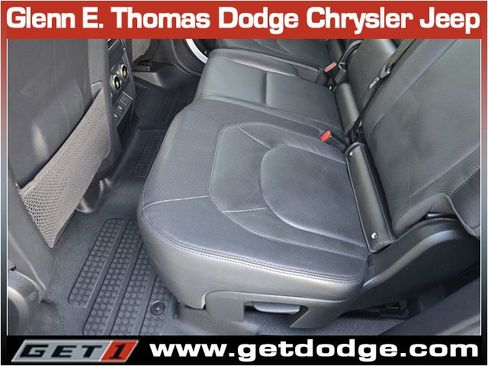 Used 2024 Land Rover Defender 130 X-Dynamic SE image 25