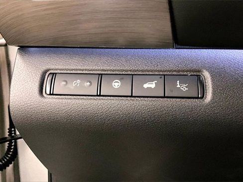 New 2025 Nissan Pathfinder Platinum w/ Lighting Package (N93) image 28