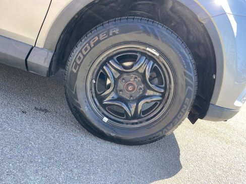 Used 2016 Toyota RAV4 LE image 11