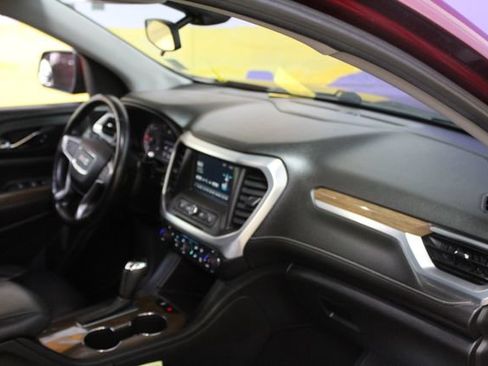 Used 2018 GMC Acadia SLE FWD image 12