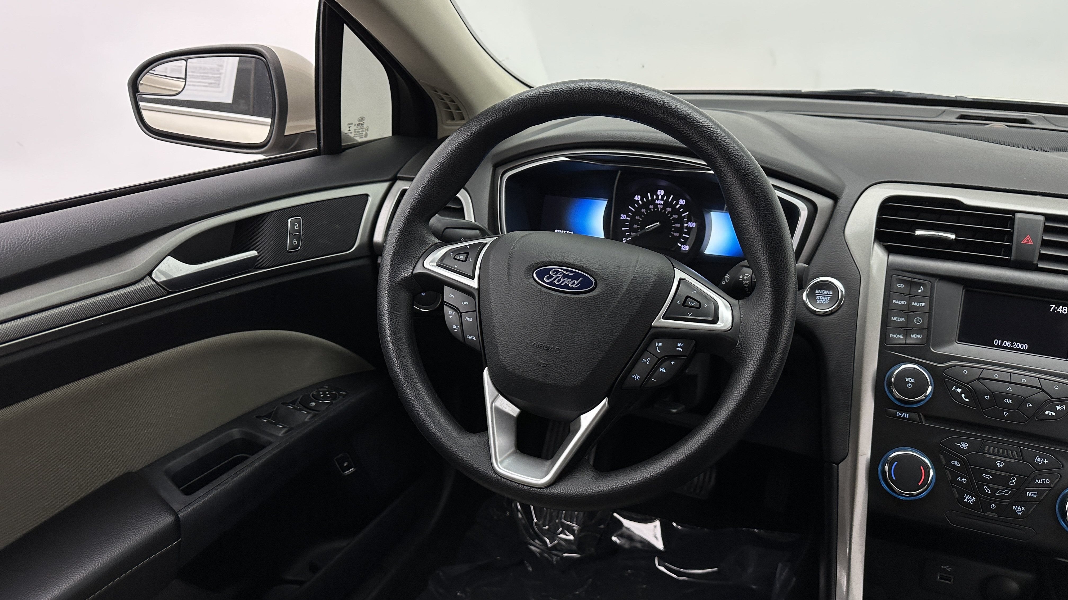 Used 2018 Ford Fusion S FWD image 24