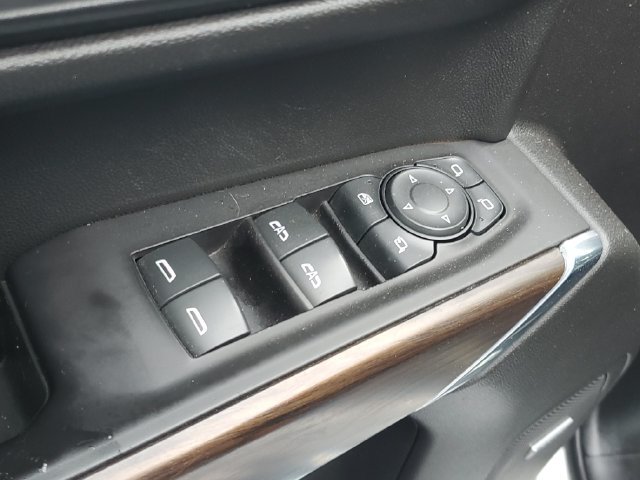 Used 2019 GMC Sierra 1500 SLT w/ SLT Premium Package AWD/4WD image 16