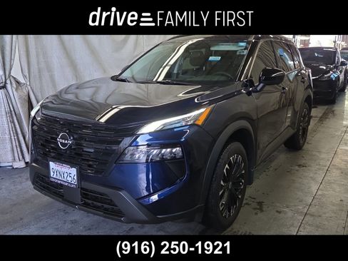 Used 2026 Nissan Rogue Dark Armor FWD image 1