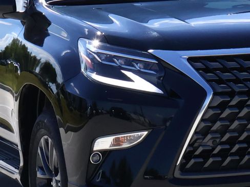 Used 2023 Lexus GX 460 Premium image 8