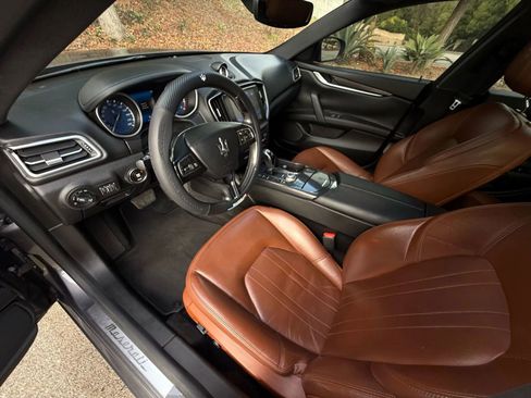 Used 2017 Maserati Ghibli image 22