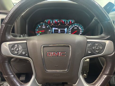 Used 2018 GMC Sierra 1500 SLT w/ SLT Preferred Package image 16