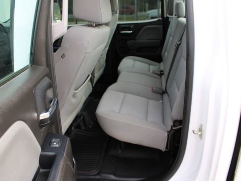 Used 2017 Chevrolet Silverado 2500 W/T image 9