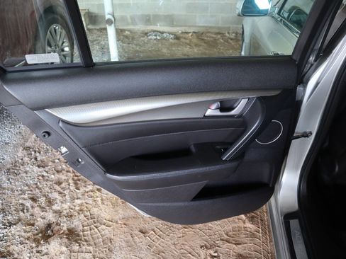 Used 2009 Acura TL w/ Technology Package image 16