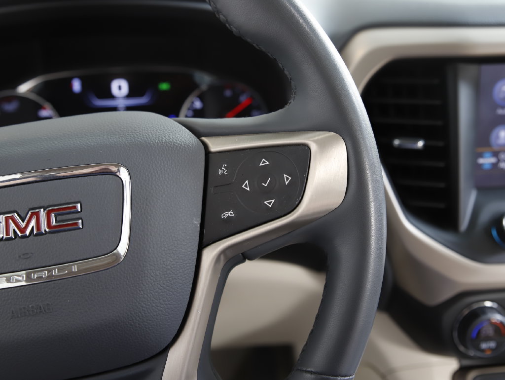 Used 2023 GMC Acadia Denali AWD/4WD image 17