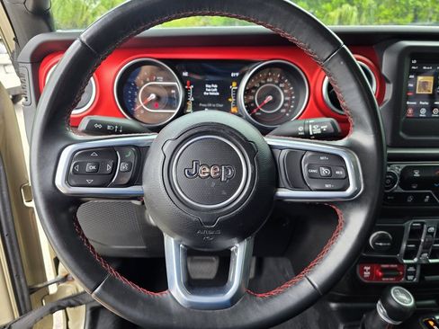 Used 2020 Jeep Gladiator Rubicon w/ LED Lighting Group AWD/4WD image 23