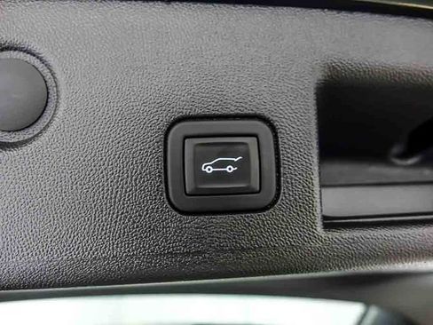 Certified 2024 Chevrolet Equinox LT AWD/4WD image 28