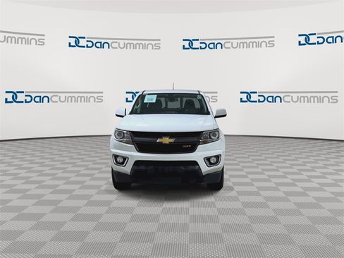 Used 2017 Chevrolet Colorado Z71 image 3