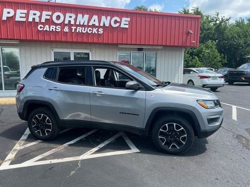 Used 2021 Jeep Compass Trailhawk AWD/4WD image 2