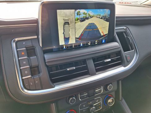 Used 2022 Chevrolet Tahoe RST w/ Sport Performance Package image 18