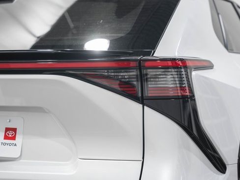 Used 2024 Toyota bZ4X XLE image 6