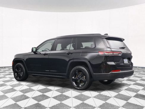 Used 2023 Jeep Grand Cherokee L Laredo image 45