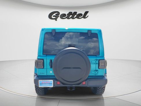 Used 2019 Jeep Wrangler Unlimited Sahara AWD/4WD image 6