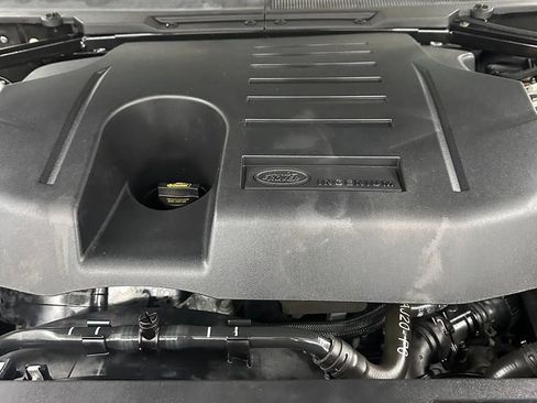 Used 2022 Land Rover Defender 90 X-Dynamic SE AWD/4WD image 7